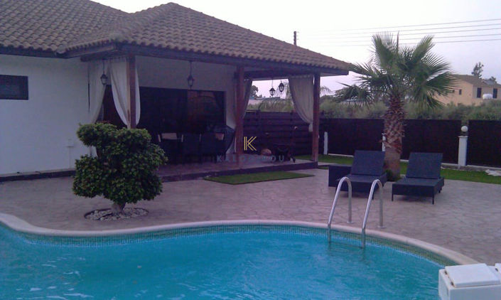 Image No.3-4 Bed House for sale