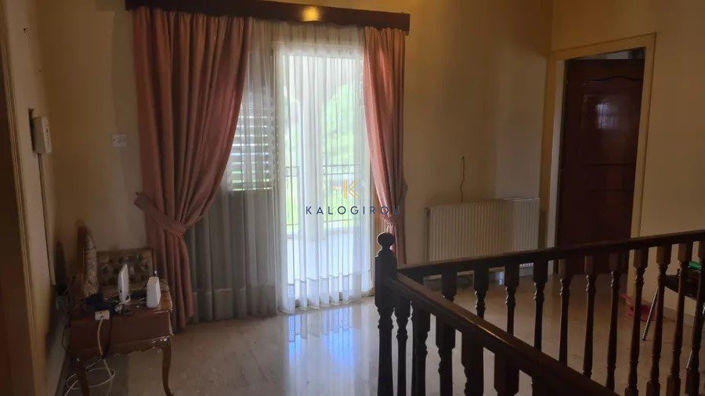 Image No.11-4 Bed House for sale