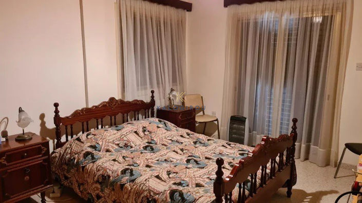 Image No.13-4 Bed House for sale