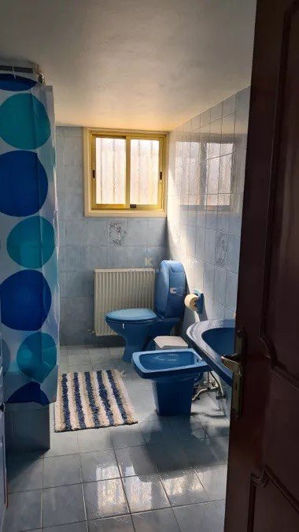 Image No.19-4 Bed House for sale