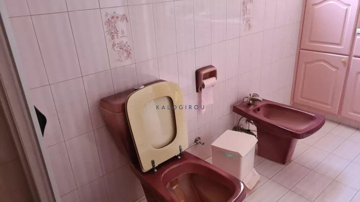 Image No.20-4 Bed House for sale