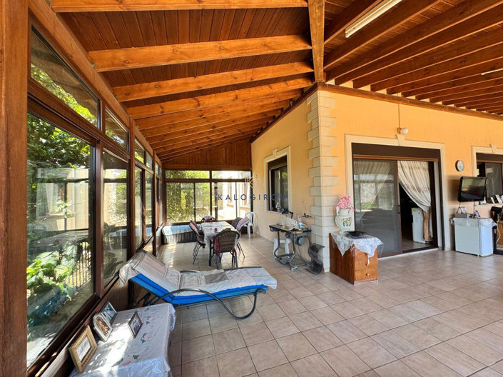 Image No.11-5 Bed House for sale