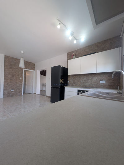 Image No.2-2 Bed House for sale