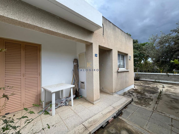 Image No.2-1 Bed House for sale