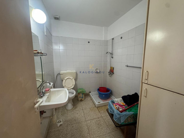 Image No.6-1 Bed House for sale