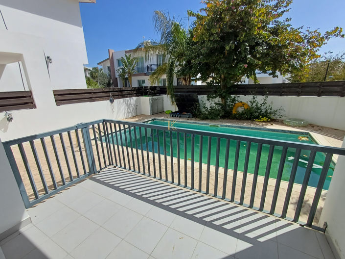 Image No.16-3 Bed House for sale