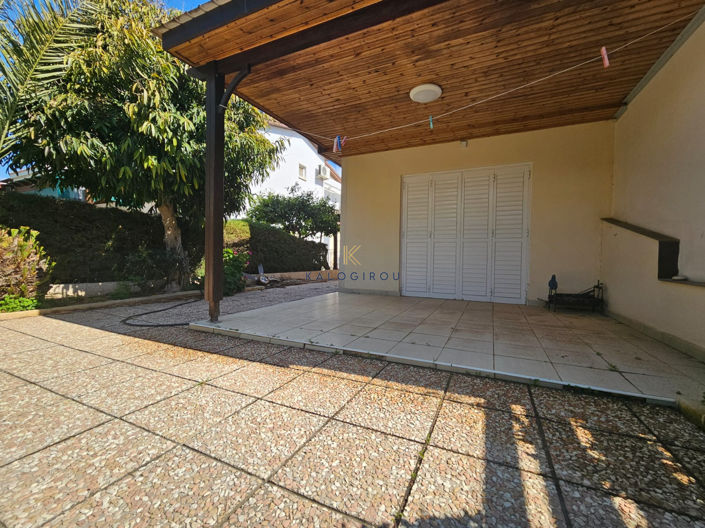 Image No.4-2 Bed House for sale