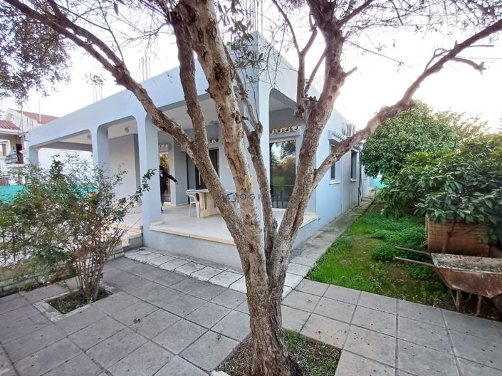 Image No.22-4 Bed Bungalow for sale