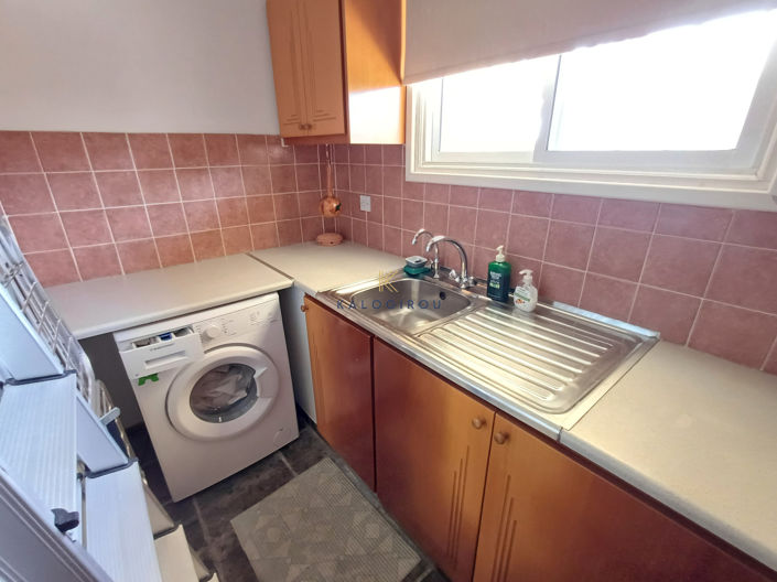 Image No.12-3 Bed House for sale
