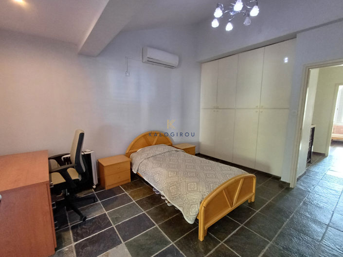 Image No.19-3 Bed House for sale