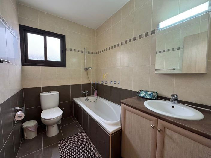 Image No.4-Appartement de 2 chambres à vendre à Tersefanou