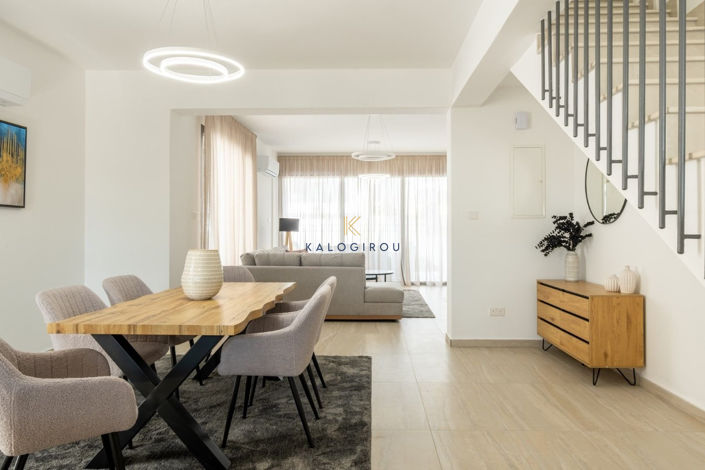 Image No.6-4 Bed House for sale