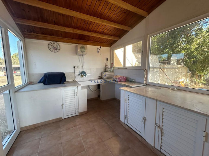 Image No.24-4 Bed House for sale