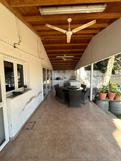 Image No.25-4 Bed House for sale