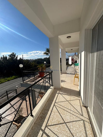 Image No.28-4 Bed House for sale