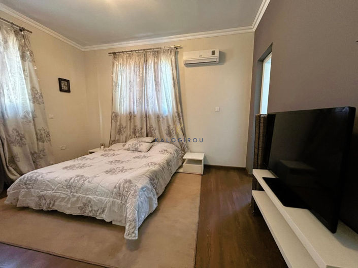 Image No.15-4 Bed House for sale