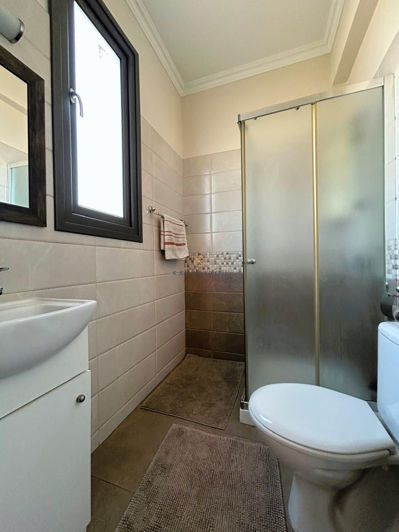 Image No.16-4 Bed House for sale