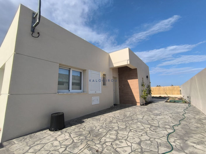 Image No.3-3 Bed House for sale