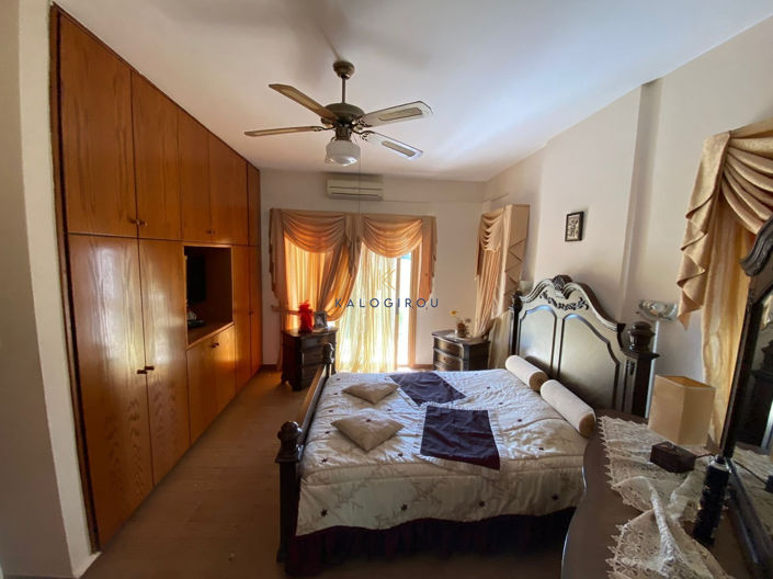Image No.15-5 Bed House for sale