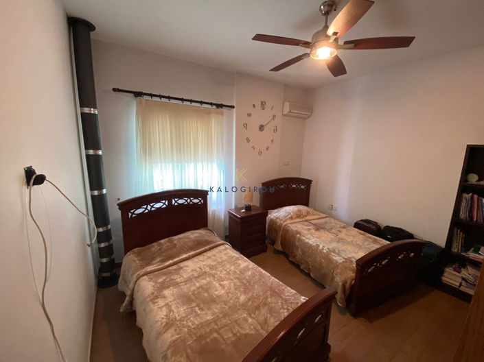 Image No.21-5 Bed House for sale