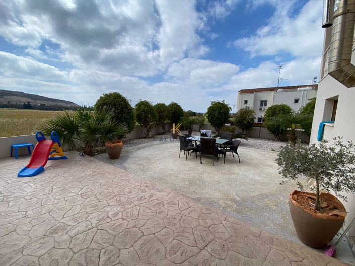 Image No.24-5 Bed House for sale
