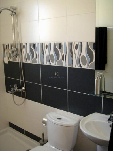 Image No.12-3 Bed House for sale