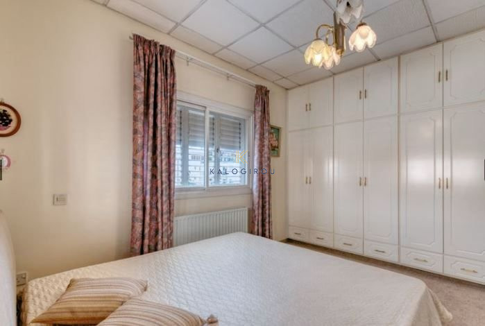 Image No.15-7 Bed House for sale