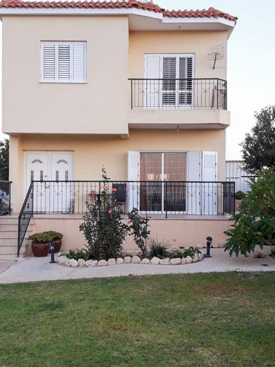 Image No.2-3 Bed House for sale