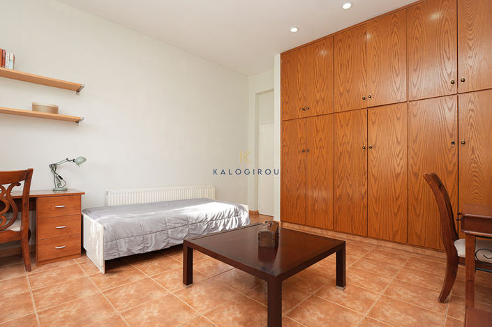 Image No.15-3 Bed House for sale