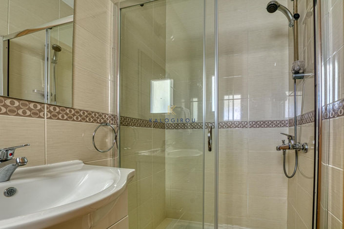 Image No.16-3 Bed House for sale