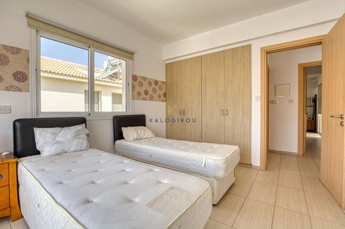 Image No.19-3 Bed House for sale