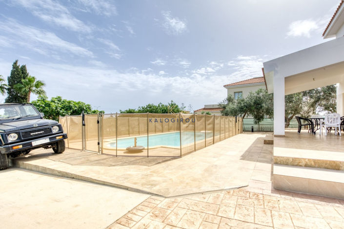 Image No.26-4 Bed House for sale