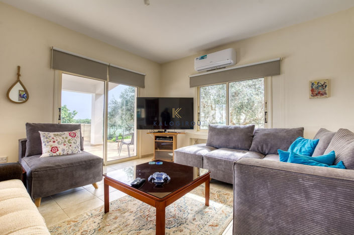 Image No.3-4 Bed House for sale