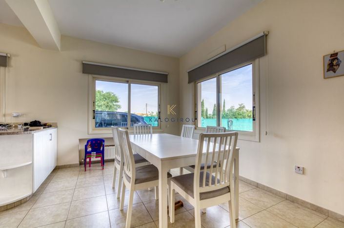 Image No.4-4 Bed House for sale