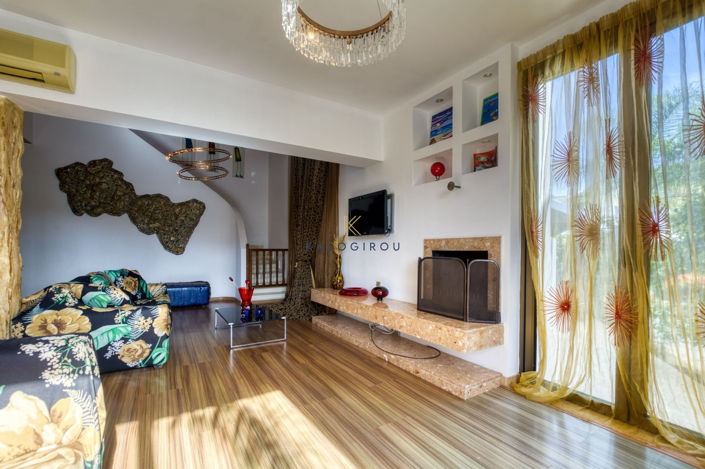 Image No.3-3 Bed House for sale