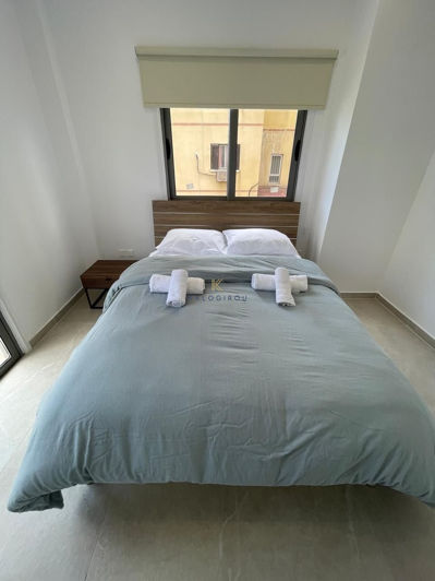 Image No.21-2 Bed Apartment for sale