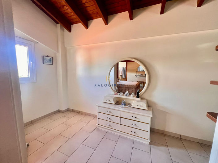 Image No.16-4 Bed House for sale