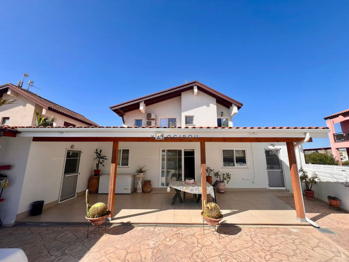 Image No.35-4 Bed House for sale