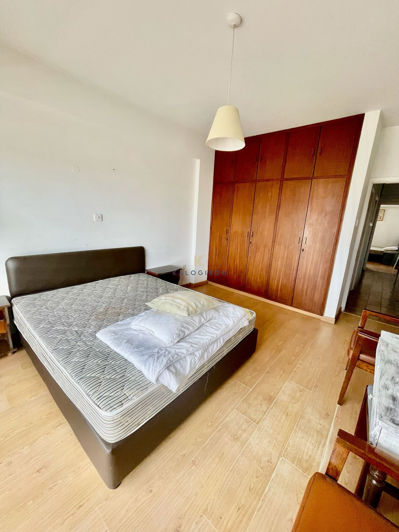 Image No.13-25 Bed Property for sale