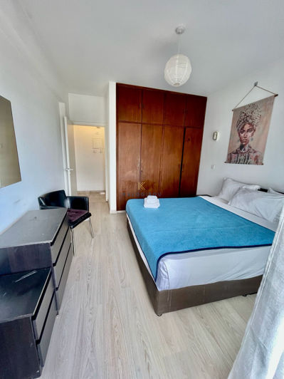 Image No.32-25 Bed Property for sale