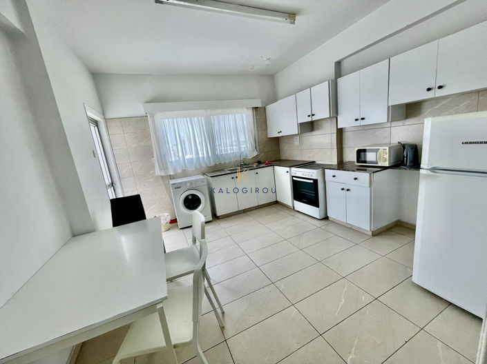 Image No.33-25 Bed Property for sale