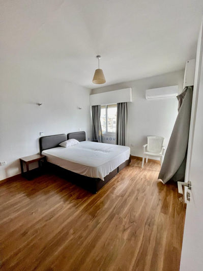 Image No.43-25 Bed Property for sale