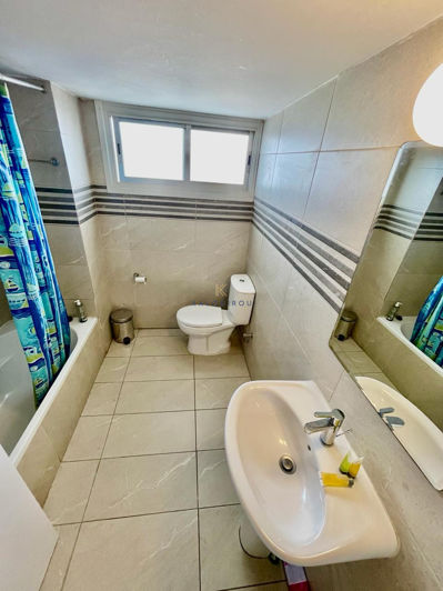 Image No.45-25 Bed Property for sale