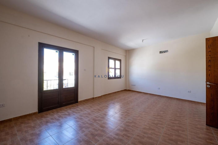 Image No.11-4 Bed House for sale