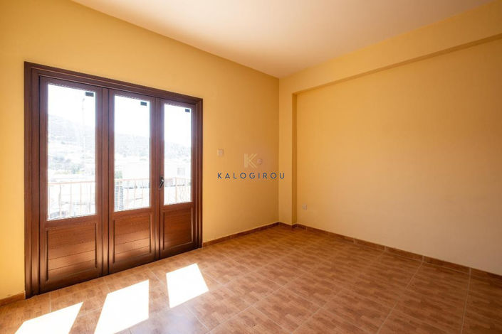Image No.16-4 Bed House for sale