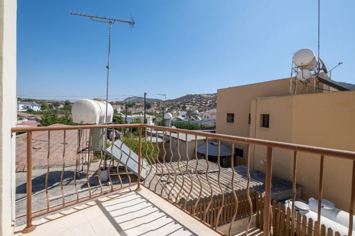 Image No.17-4 Bed House for sale