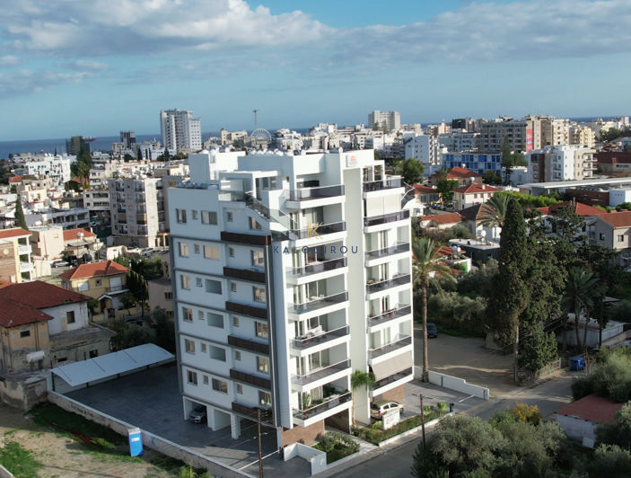 Image No.10-4 Bed Apartment for sale