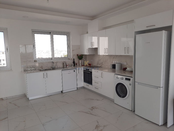 Image No.4-4 Bed Apartment for sale