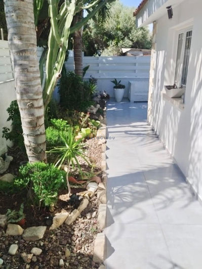 Image No.16-4 Bed House for sale