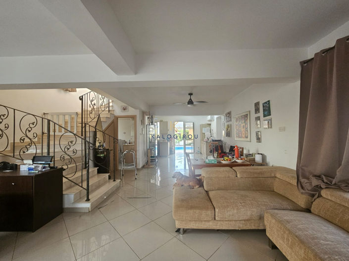 Image No.2-3 Bed House for sale